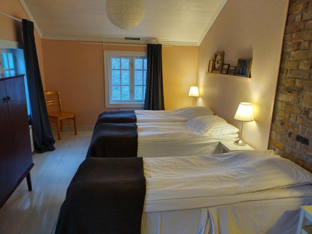 Brobacka Gasthem Bed & Breakfast Jomala ภายนอก รูปภาพ