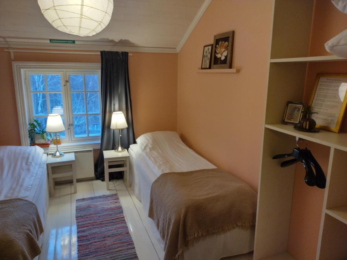 Brobacka Gasthem Bed & Breakfast Jomala ภายนอก รูปภาพ