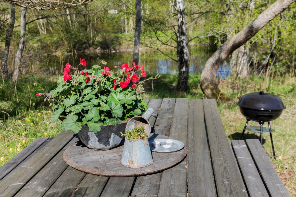 Brobacka Gasthem Bed & Breakfast Jomala ภายนอก รูปภาพ