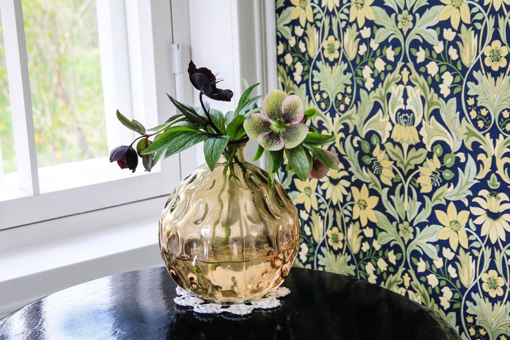 Brobacka Gasthem Bed & Breakfast Jomala ภายนอก รูปภาพ